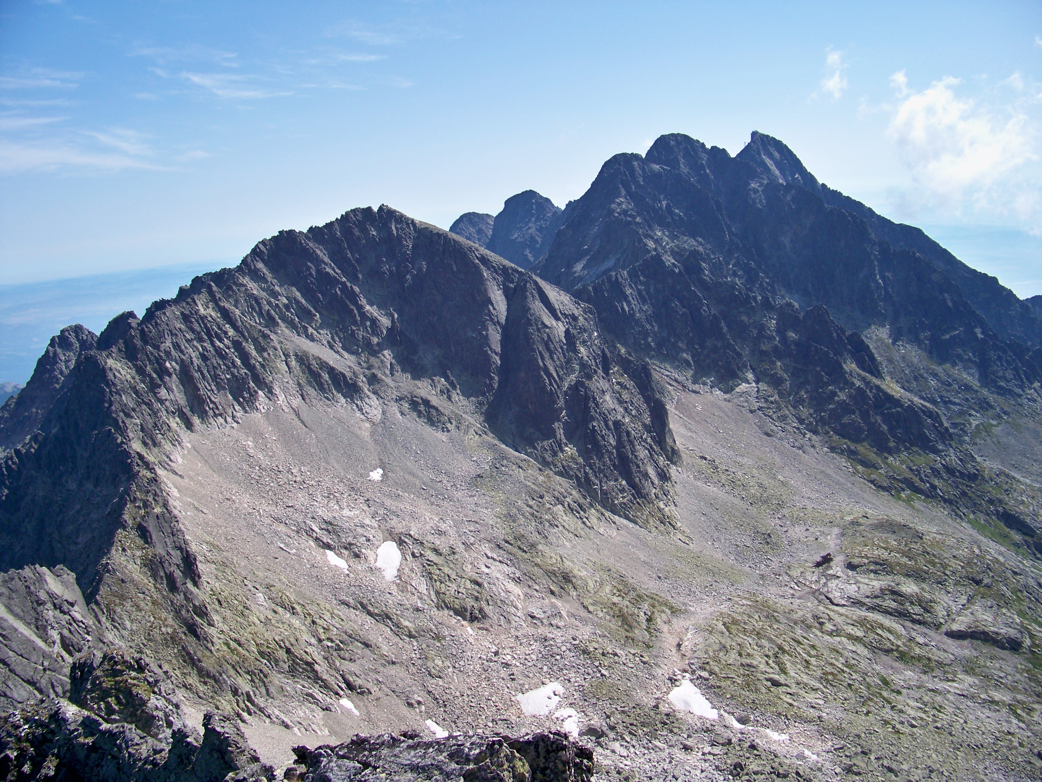 Ladový a Zadný Ladový štít 154